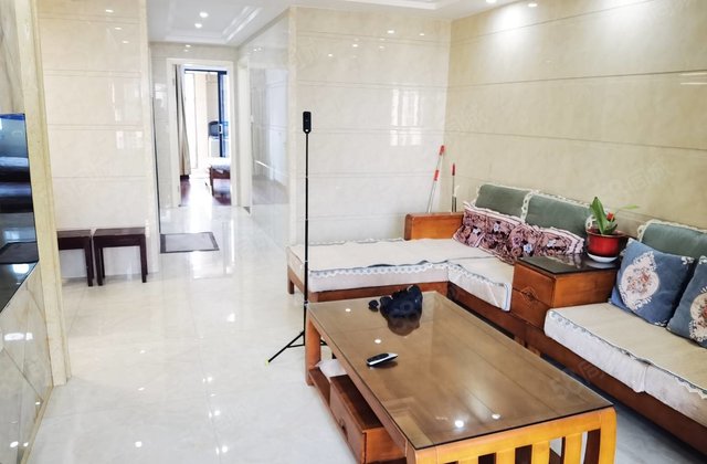 中融中央公馆3室2厅102.6㎡111.8万二手房图片