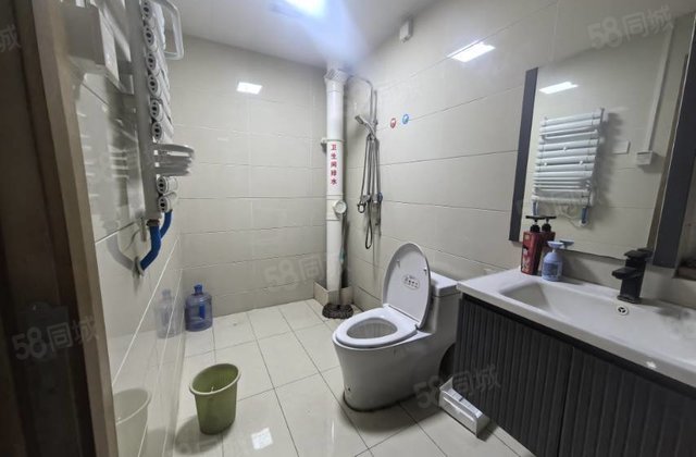 民生凤凰城11号院！精装2室带车储！全天无遮挡！随时看房