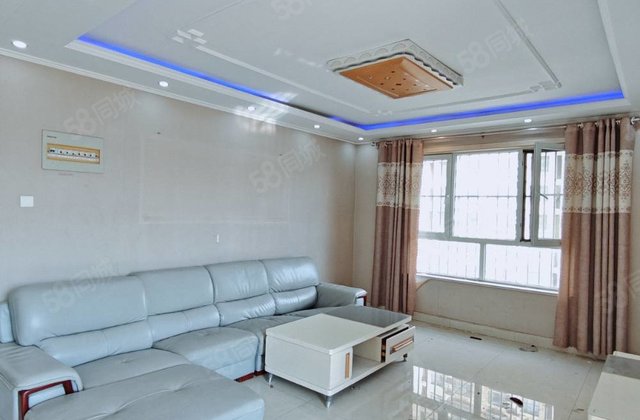 海润公园市中心十一中！电梯好房东边户送车位储藏室，采光无遮挡