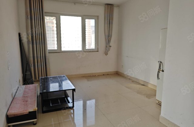 边户！！10楼，给钱就卖，房产证满两年，看房议价，