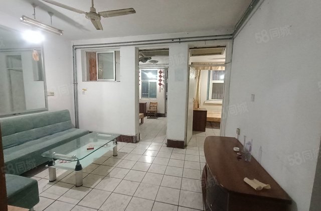 价急售 步梯2楼 老文轩南邻 三室 龙山北区