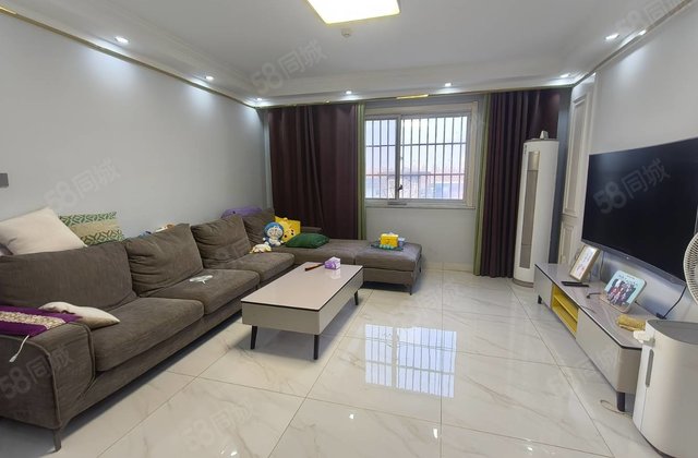 精装修！婚房！带车位地下室！三室！两卫信合花苑！五中！水城