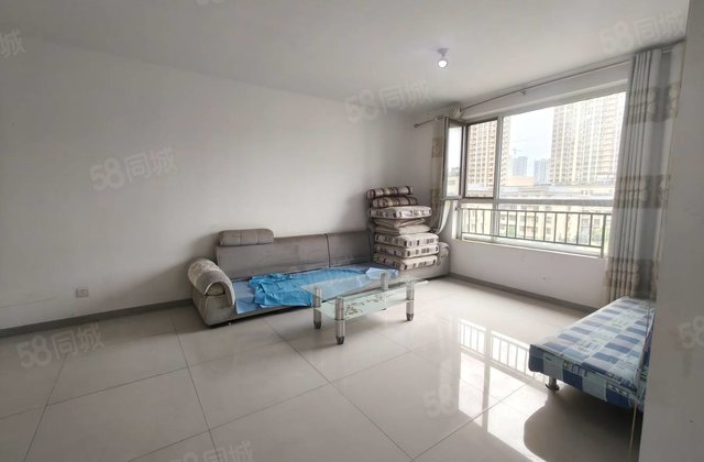 七中旁 水晶郦城 三居送储 单价4千多 可按揭 随时看房