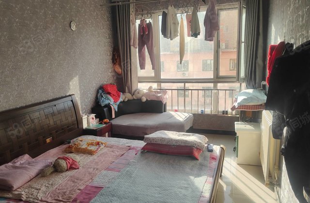 隆鑫花园3室2厅131.07㎡56万二手房图片