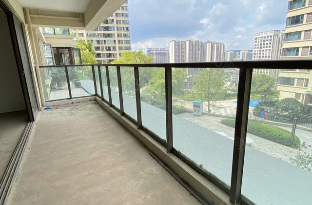 领地蘭台府3室1厅117.5㎡103万二手房图片