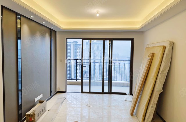 龙光玖珑臺(一二四期)3室2厅89.99㎡72万二手房图片