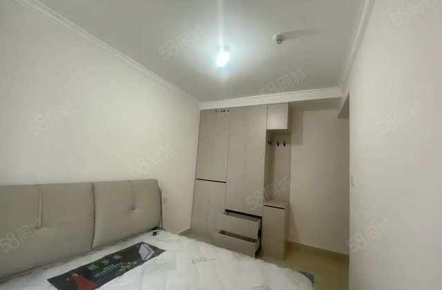 先锋翡翠湾 3房 周边配套完善