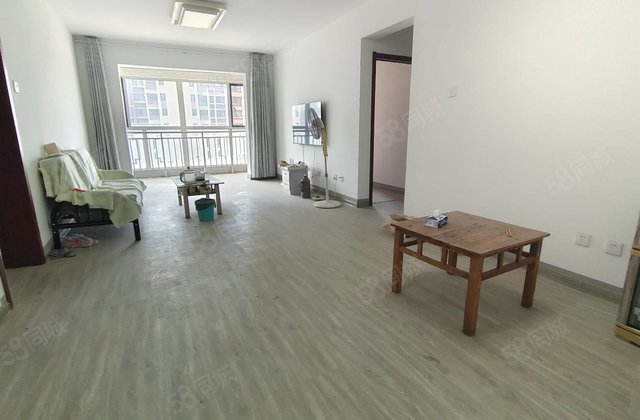 新东方龙湾 精装三室 带车位楼层好 采光无遮挡