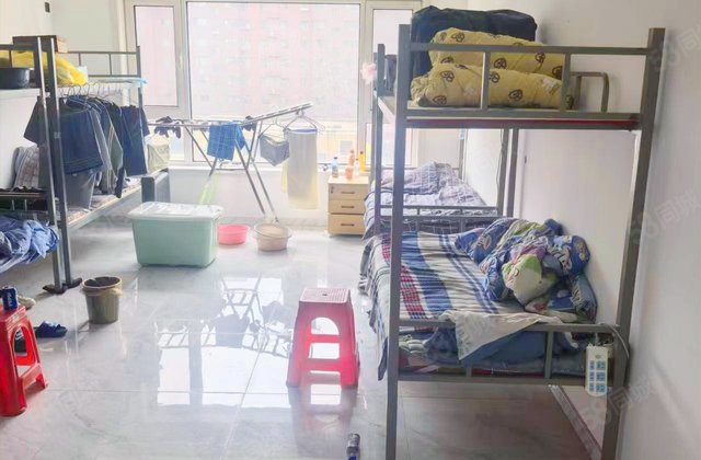 金嘉水岸3室2厅145.63㎡110万二手房图片