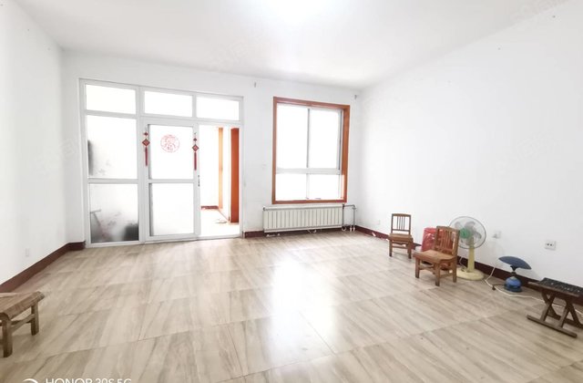 急售湖边 城市主人洋房 一楼带院子 看房方便 观澜一品双语