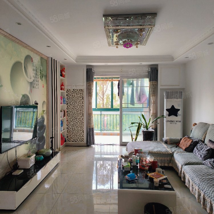 科苑小区4室2厅3卫191㎡南50万