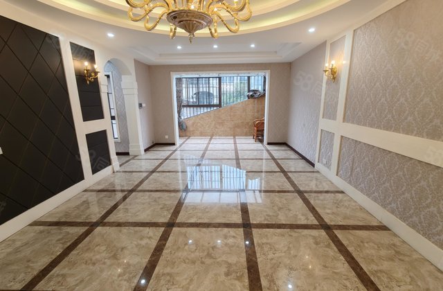 金地滟澜山5室2厅177㎡138万二手房图片