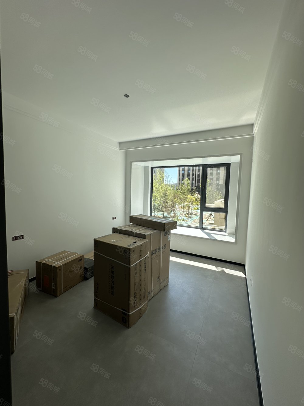 华韵锦园3室2厅2卫140㎡南北105万