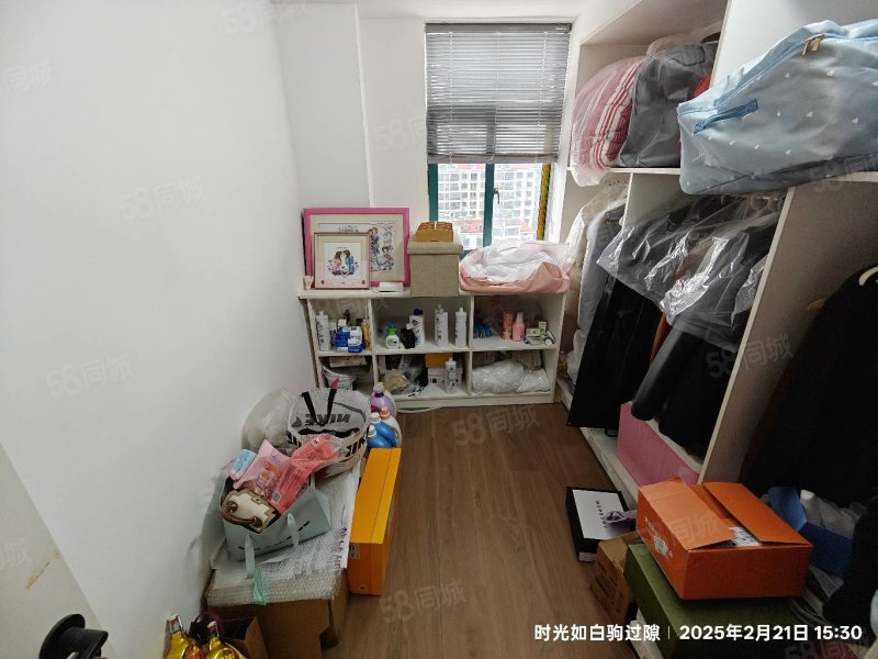 百年香樟花园3室4厅2卫148㎡南北79万