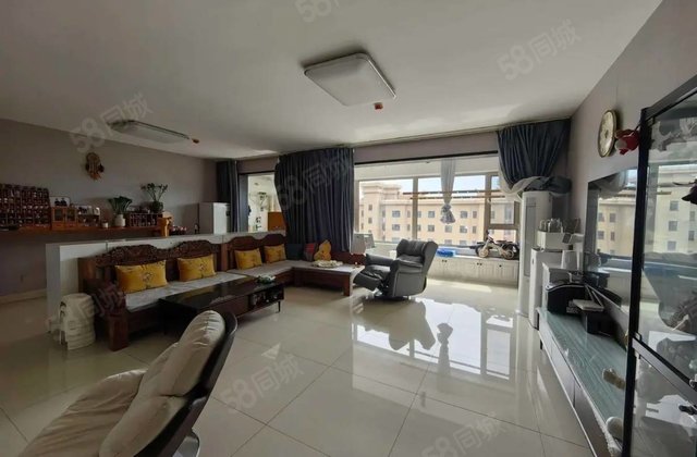 润景苑公安局家属院！单价9千多！带装修！有车储！免大税！