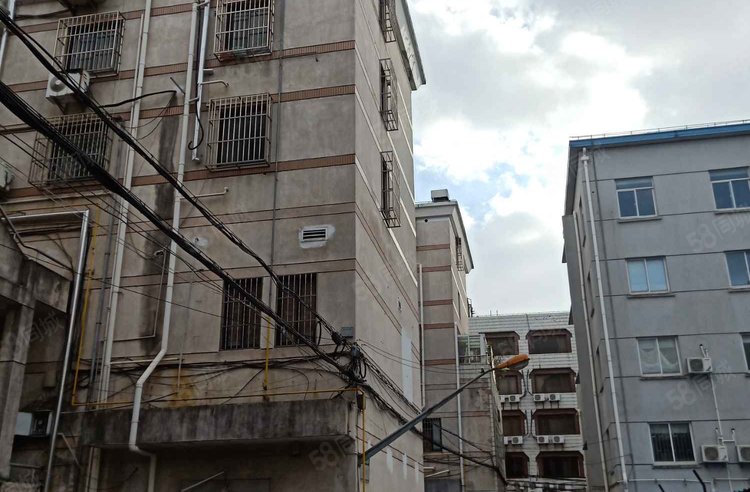 中山路56弄小区