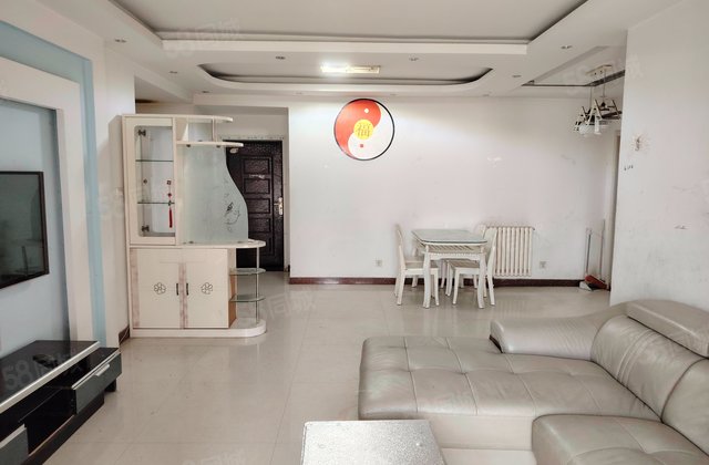 水岸嘉苑3室2厅120㎡46万二手房图片