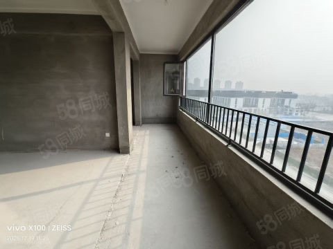 东郡华庭4室2厅153㎡73万二手房图片