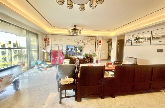 万科第五园4室2厅143㎡146万二手房图片