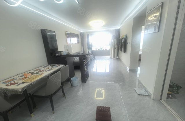 香江 铁投金辰云玺 万达 水城悦府精装送家具家电 送车储