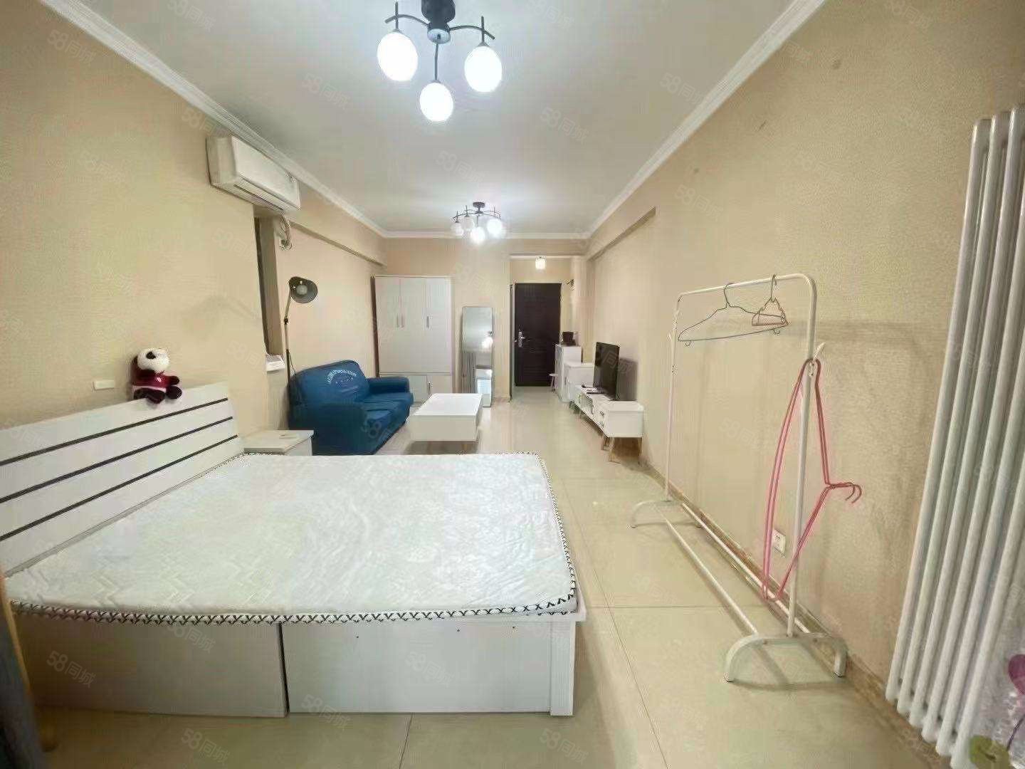 首秀小区1室1厅1卫52㎡东41.6万