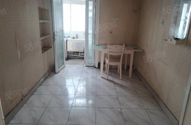 老文轩老一中，实验  ，多层三室无公摊，价格可谈迁户神奇