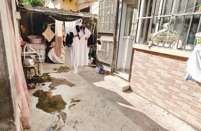 文轩，老一中旁，一楼带院，还带外开门，一建公司，山水文园