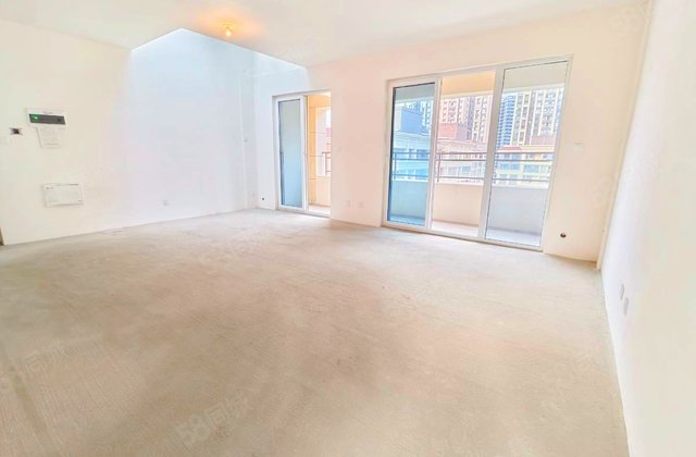 听湖九园3室2厅115.44㎡78万二手房图片