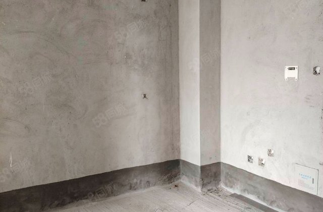 恩威牧屿云天2室1厅74.59㎡31万二手房图片