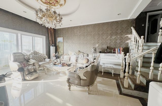 文轩外国语德馨园豪装三室双卫带车和储龙湾二期山水文园盛世柳园