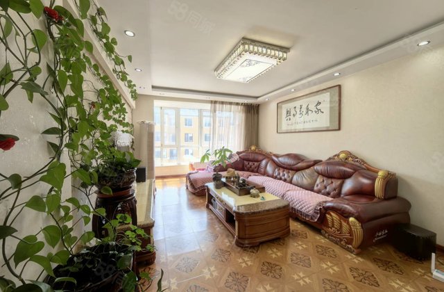 万平新城3室2厅126㎡27.8万二手房图片