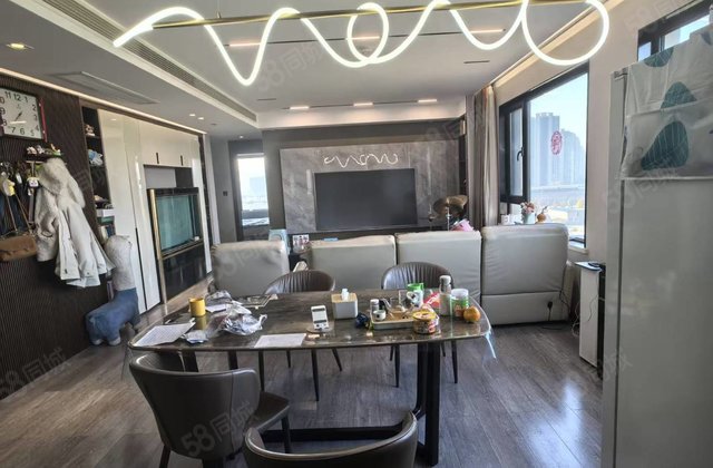 捡  啦 东昌附近 百合新城四室 精装好楼层 送车储急售可谈