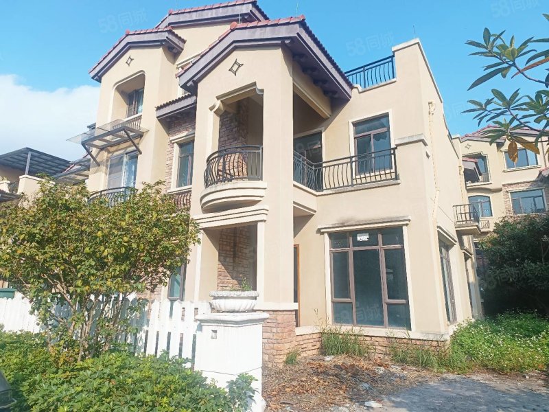 碧桂园凤凰城双拼南向别墅一楼有房花园300方