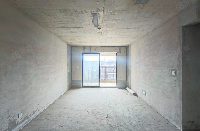 弘阳万侯府4室2厅128㎡136万二手房图片