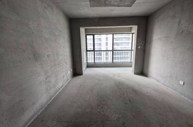 信友天润府3室2厅118.8㎡63万二手房图片