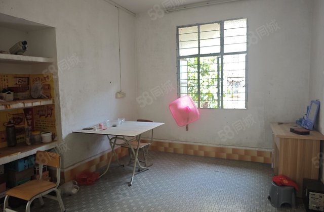 石化河东住宅小区2室1厅62㎡15.8万二手房图片