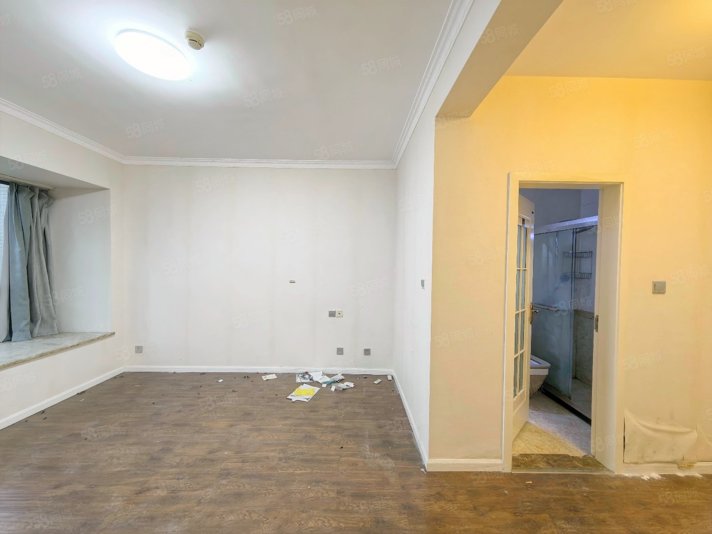 世豪广场天府豪庭4室2厅2卫127㎡北280万