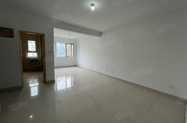 文轩本部 中医院旁 多层3室 有储 有证