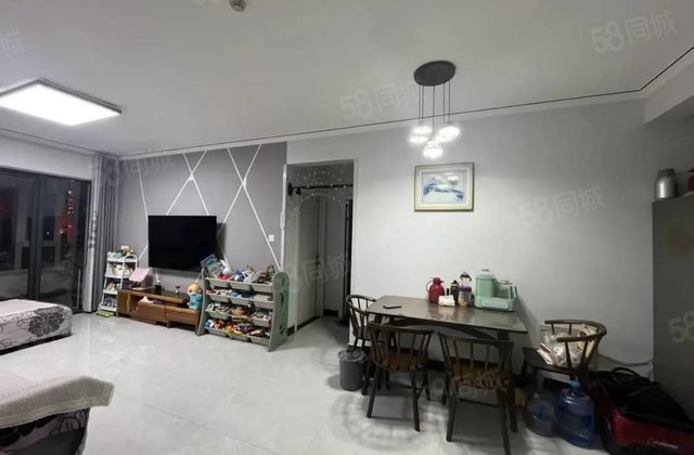 急售！荣盛锦绣学府徒骇河景房精装3室2厅108平送车储95万