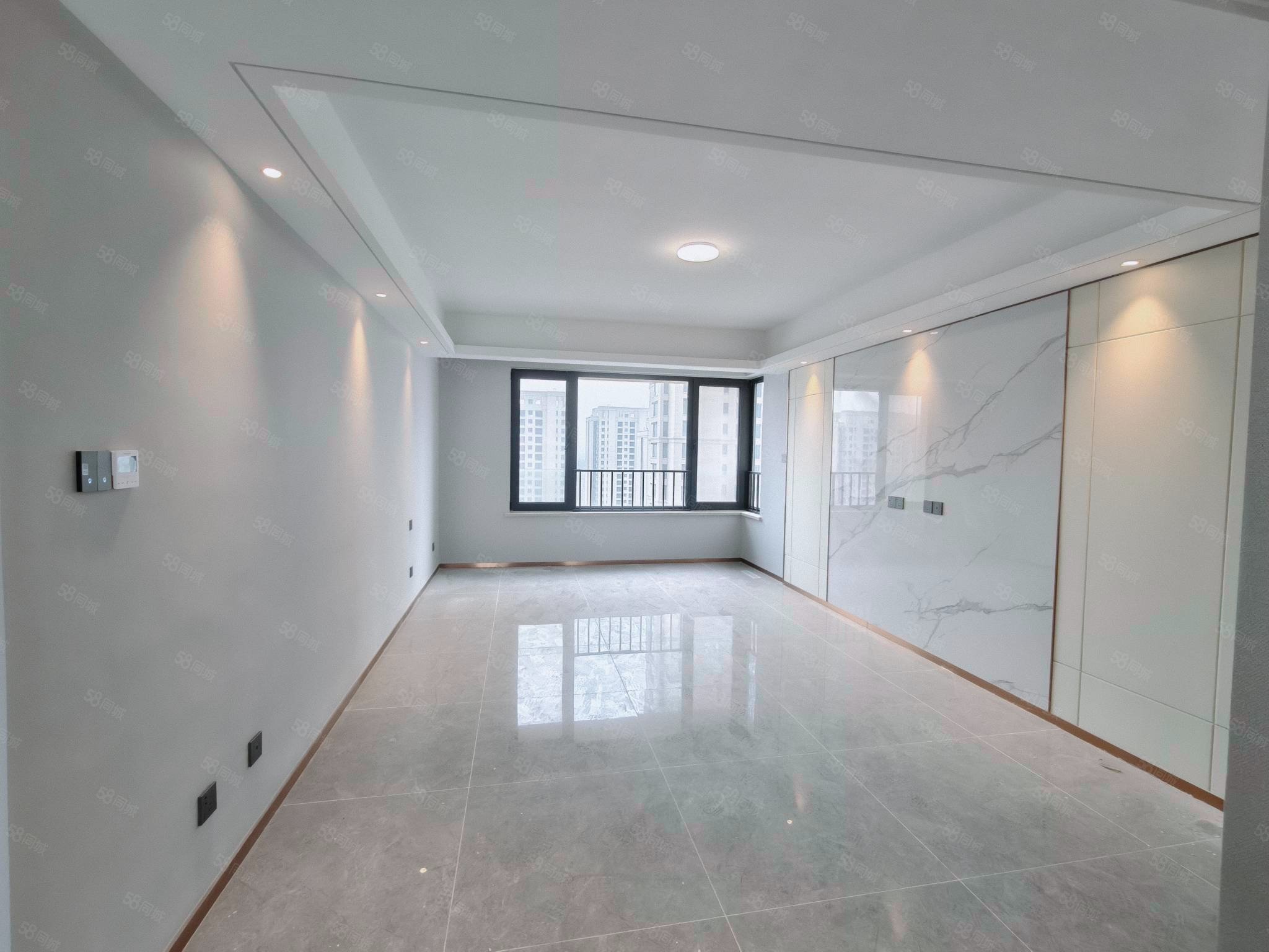 三湘印象森林海尚城3室2厅1卫118㎡南北112万