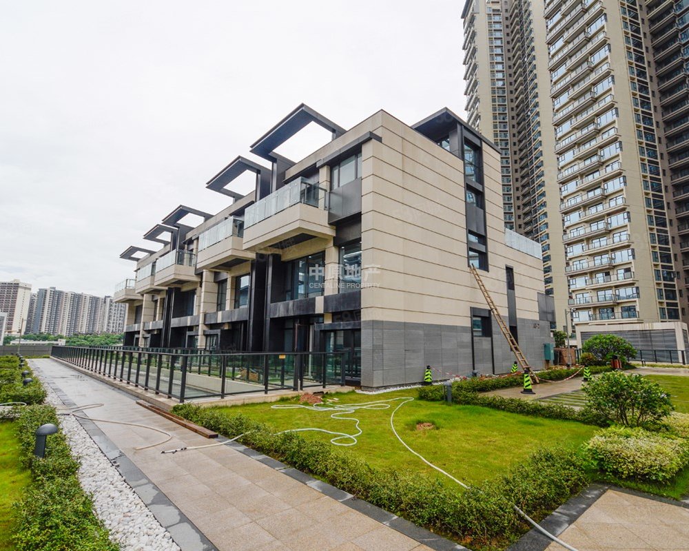 港铁天颂(别墅)