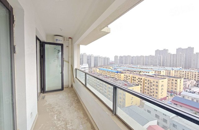 新房未住，双卫，城市之尊，客厅朝阳，金柱绿城，区妇幼南邻送储