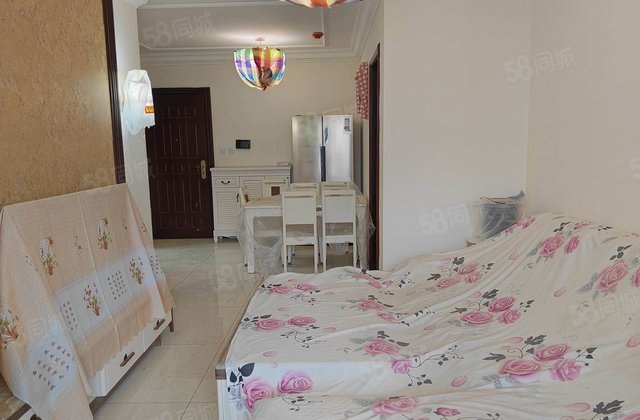 文轩老一中附近  恒大名都 中层精装修 免大税 有钥匙 随时