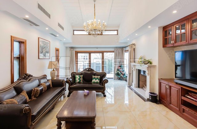 龙湾别墅4室3厅366㎡1900万二手房图片