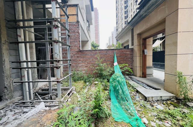 中航紫金云熙5室3厅210.66㎡170万二手房图片