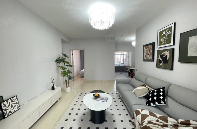 大学城 精装三居室 送车位 送全新家具家电 看房方便