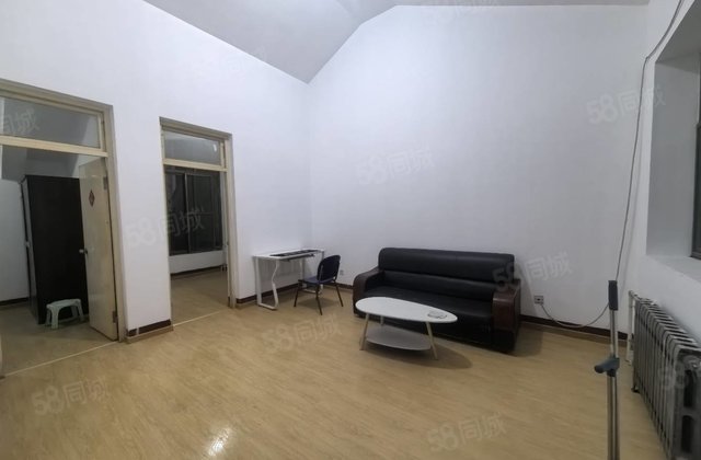 文轩范围，好停车，花钱少   ，看房方便有钥匙，信价比高，