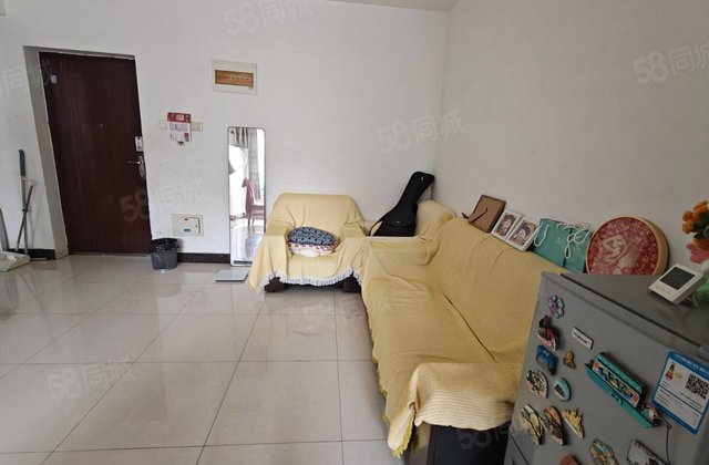 新东方龙湾在水一方 房龄新 满二 电梯房 低密度社区