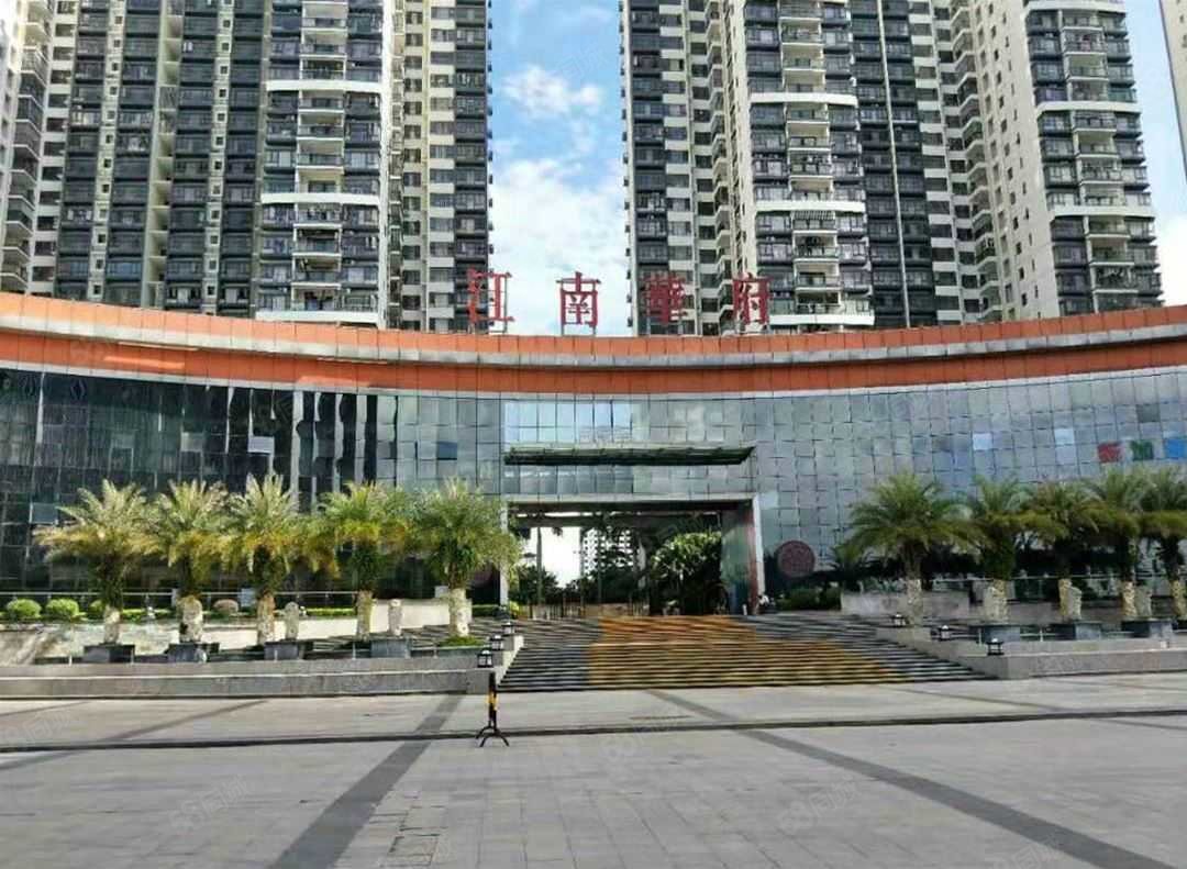 江南华府 3房118平 .102万精装 价格号可谈