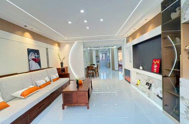 新星宇和邑(C区)2室2厅102.98㎡68万二手房图片